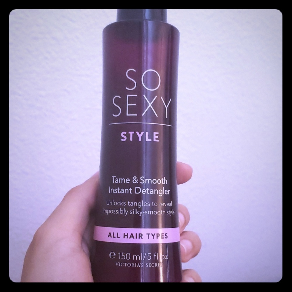 Victoria's secret SO SEXY detangler